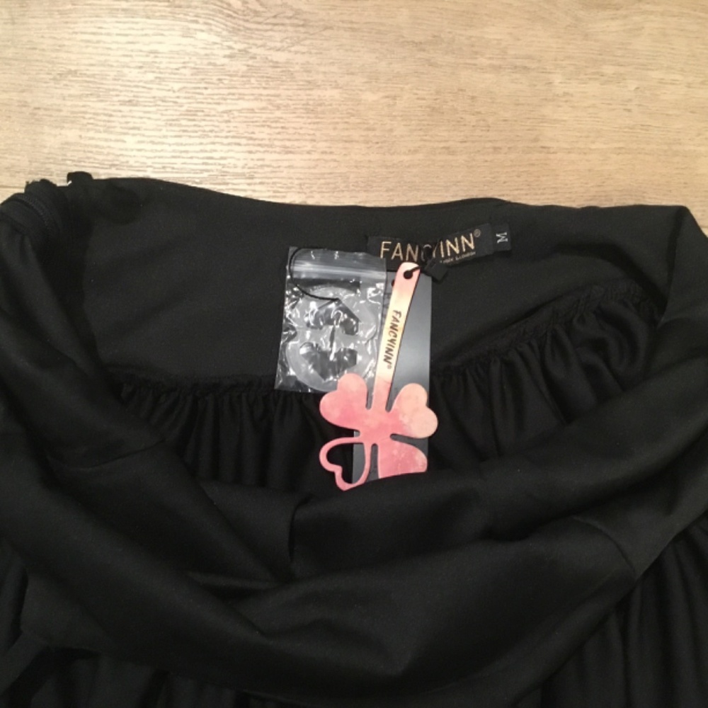 Fancyinn Black Mini Dress - Picture 8 of 8